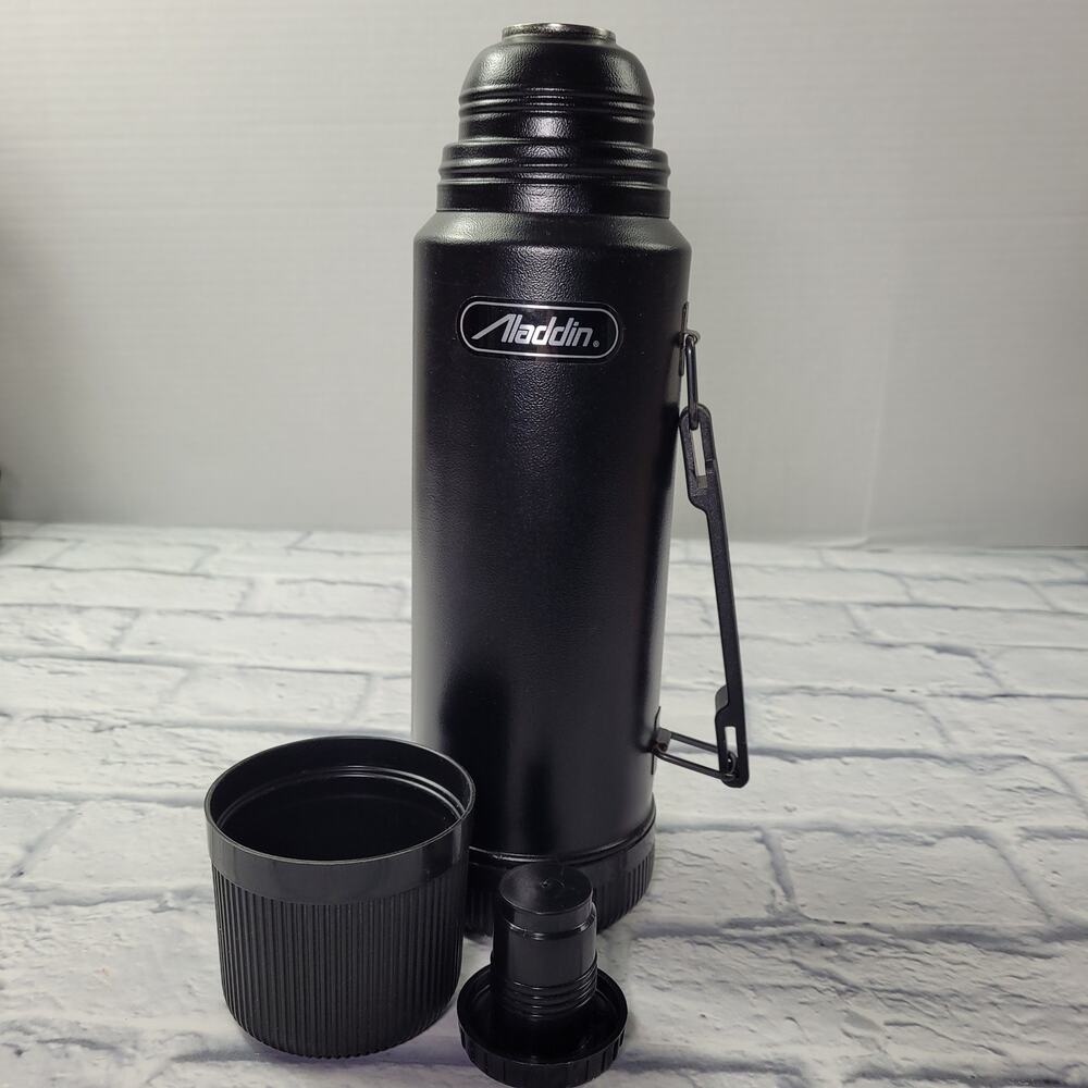 Vintage Aladdin 1 Quart Thermos with Side Handle 37210 no damage - Picture 2 of 16